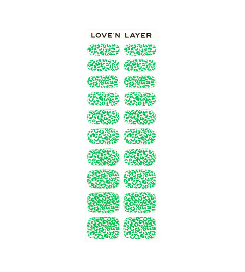 Leo B. Green Nail polish Layers